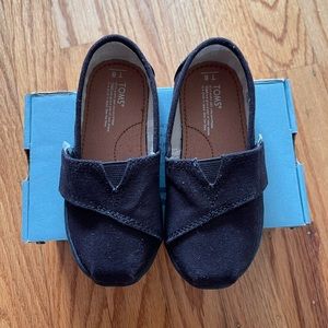 Toms Tiny Classic Canvas